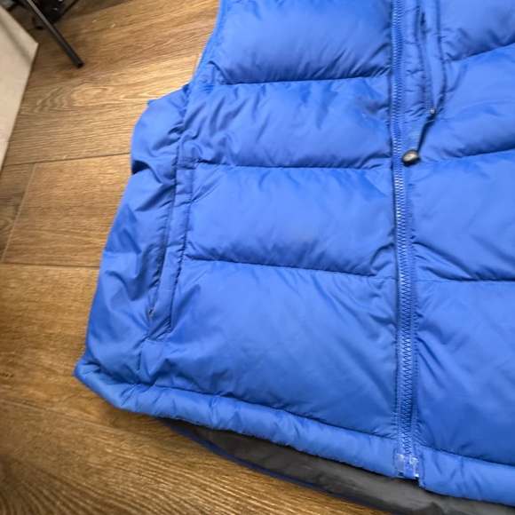 L.L.Bean Men's Goose Down Puffer Vest, Large, Blue, Insualted Winter Outdoor - Picture 7 of 11